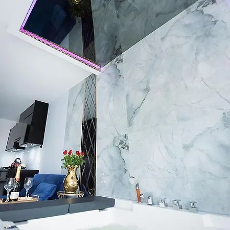 Lägenhet Jacuzzi Gdynia
